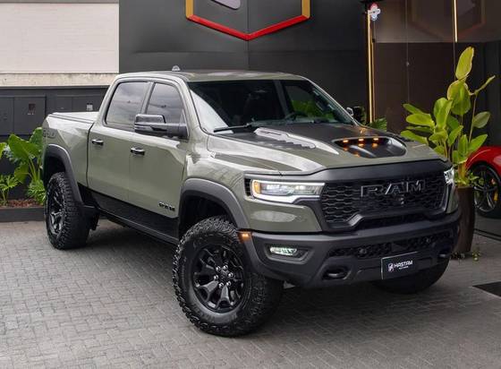 RAM 1500 3.0 HURRICANE 6 BITURBO GASOLINA RHO CD 4X4 AUTOMÁTICO
